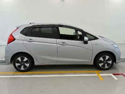 Honda FIT HYBRID