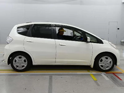Honda FIT HYBRID