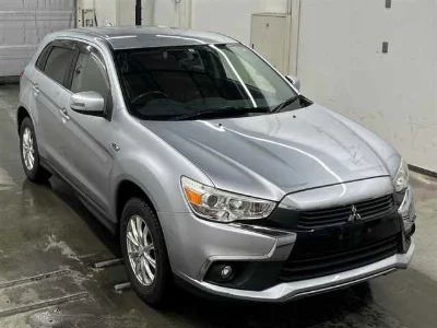 MITSUBISHI RVR