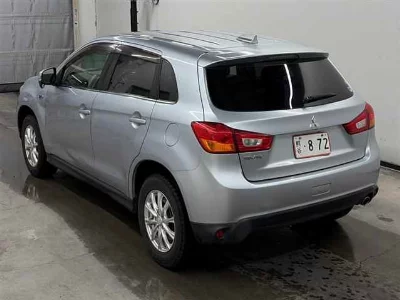 MITSUBISHI RVR
