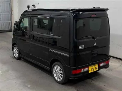 MITSUBISHI TOWN BOX
