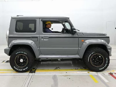 SUZUKI JIMNY SIERRA