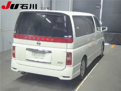 NISSAN ELGRAND