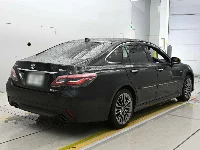 Цена авто Toyota CROWN HYBRID с аукционов Японии, номер кузова AZSH21, пробег 115 000, оценка 8