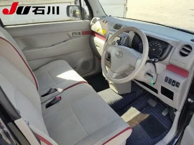 Daihatsu Move Conte