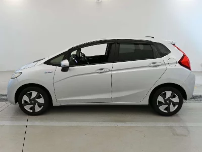 Honda FIT HYBRID