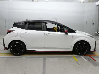 NISSAN AURA