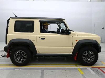 SUZUKI JIMNY SIERRA