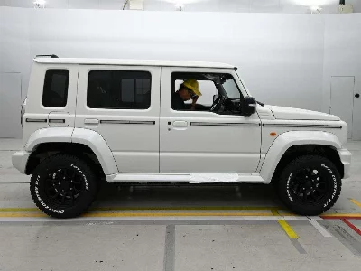 SUZUKI JIMNY NOMADE