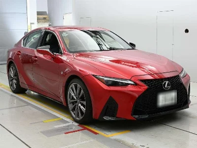 LEXUS IS