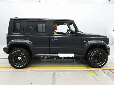 SUZUKI JIMNY NOMADE