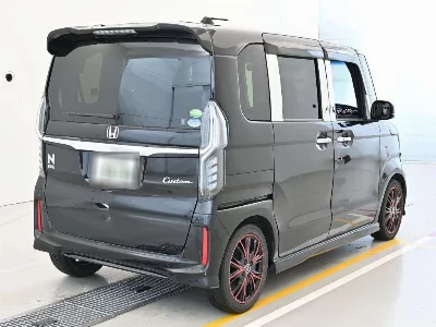 Honda N BOX CUSTOM