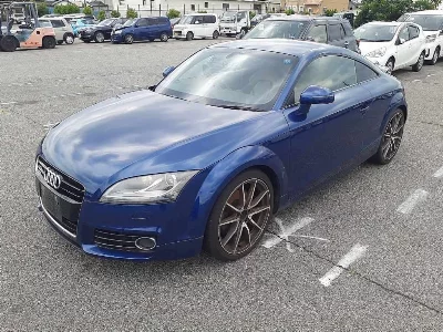 AUDI TT
