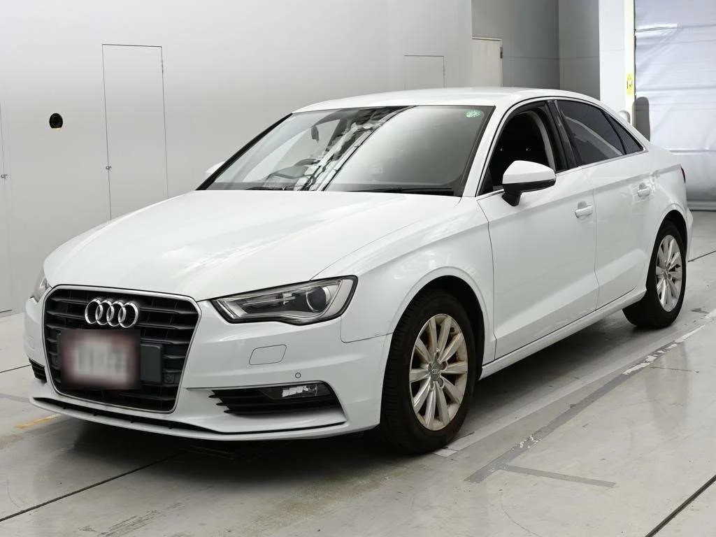 Audi A3  с аукциона в Японии