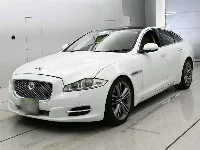 Jaguar XJ6