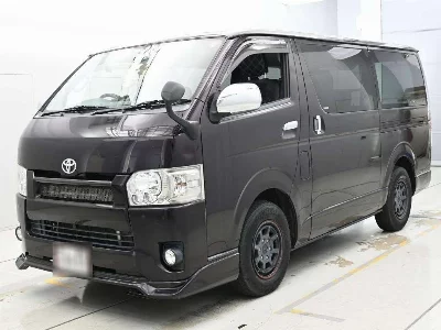 TOYOTA HIACE VAN