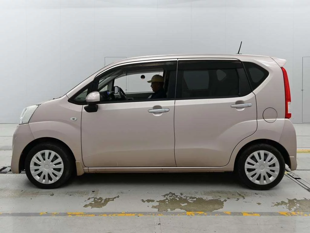 Subaru Stella  с аукциона в Японии