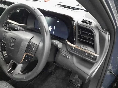 Toyota Crown Crossover