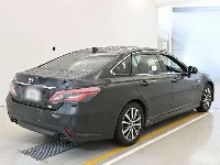 Цена авто Toyota CROWN HYBRID с аукционов Японии, номер кузова AZSH20, пробег 35 000, оценка 3