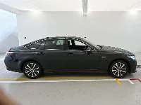 Цена авто Toyota CROWN HYBRID с аукционов Японии, номер кузова AZSH20, пробег 35 000, оценка 3