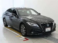 Цена авто Toyota CROWN HYBRID с аукционов Японии, номер кузова AZSH20, пробег 35 000, оценка 3