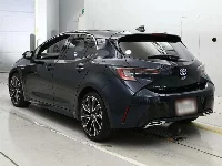 Цена авто Toyota Corolla Hatchback с аукционов Японии, номер кузова ZWE211H, пробег 59 000, оценка 8