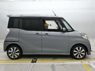 MITSUBISHI EK SPACE CUSTOM