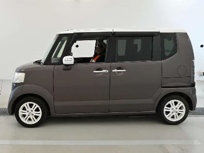Honda N-Box+