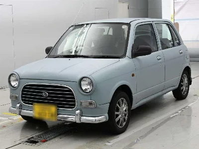 Daihatsu Mira Gino