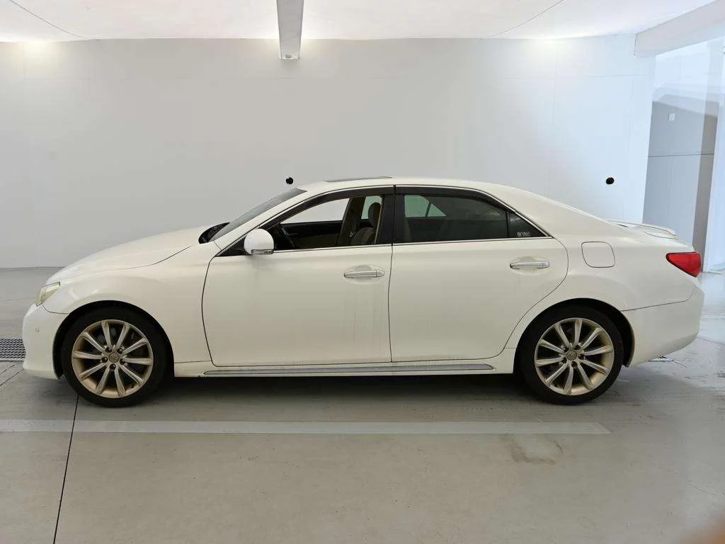 Toyota Mark X  с аукциона в Японии