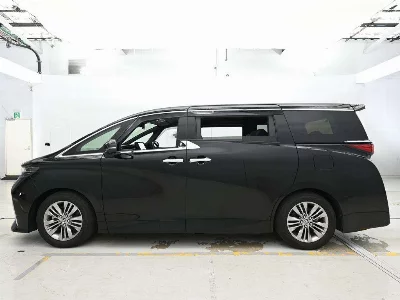 Toyota ALPHARD HYBRID
