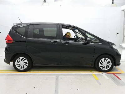 HONDA FREED+