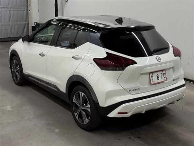 NISSAN KICKS