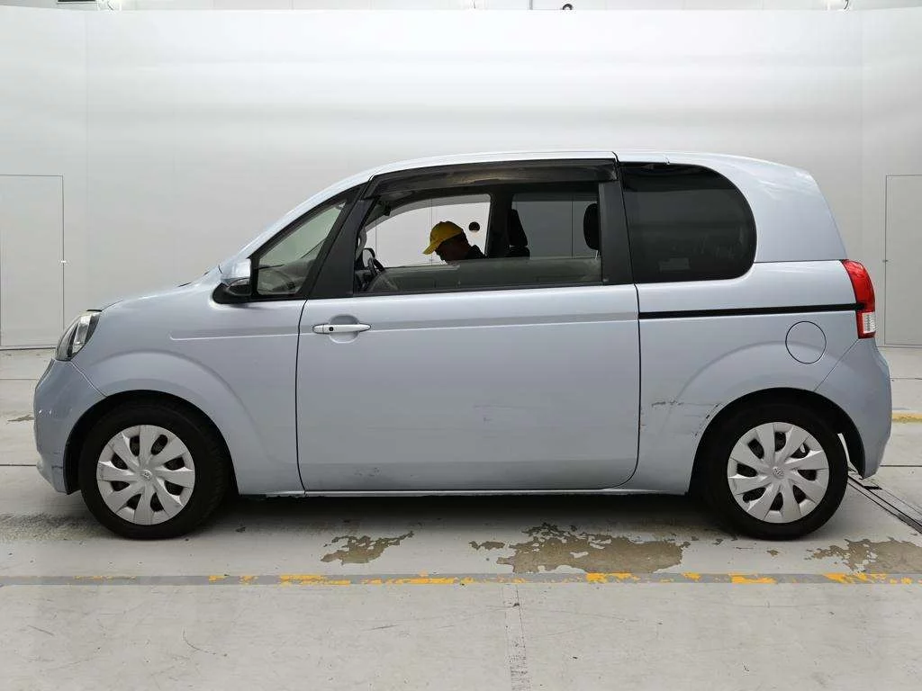 Toyota Porte  с аукциона в Японии