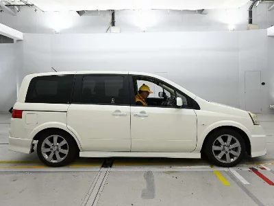 NISSAN LAFESTA