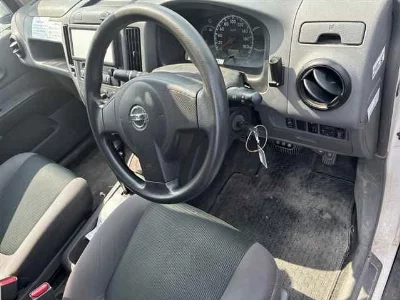 NISSAN AD