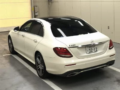 MERCEDES BENZ E CLASS