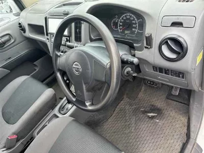 NISSAN AD
