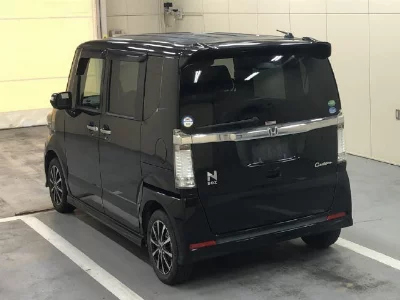 Honda N BOX CUSTOM