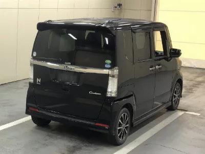 Honda N BOX CUSTOM