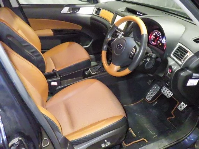 Subaru Exiga  с аукциона в Японии