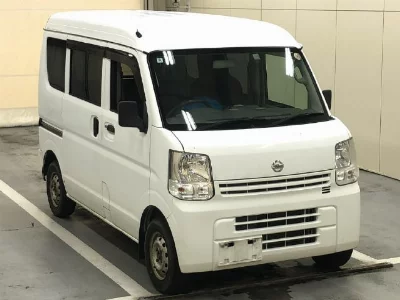 NISSAN NV100 CLIPPER