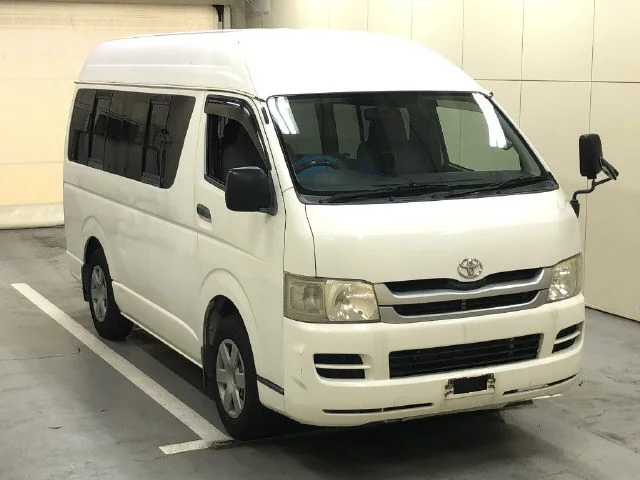 Toyota RegiusAce  с аукциона в Японии