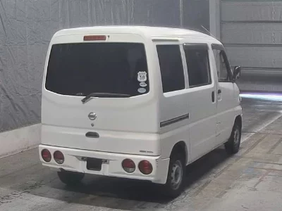 NISSAN CLIPPER VAN