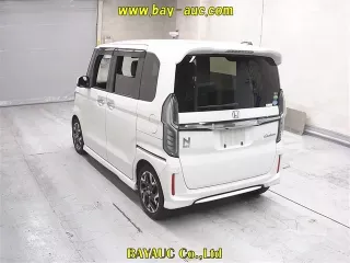 Honda N BOX CUSTOM