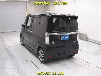 Honda N BOX CUSTOM