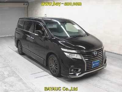NISSAN ELGRAND