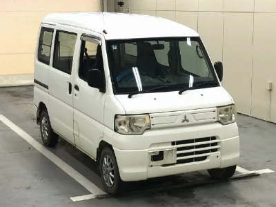 MITSUBISHI MINICAB