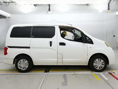 NISSAN NV200 VANETTE VAN