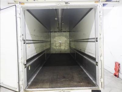 MITSUBISHI FUSO